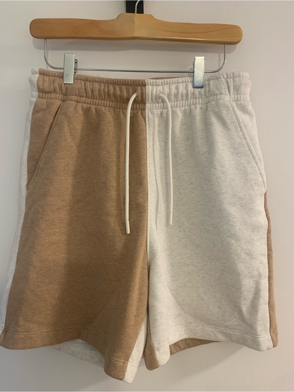 Jordan Fleece Two-Tone Tan & Cream Drawstring Shorts